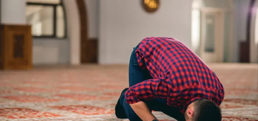 Mecidi salamlama (tehiyyetül-mescid) namazı nədir?